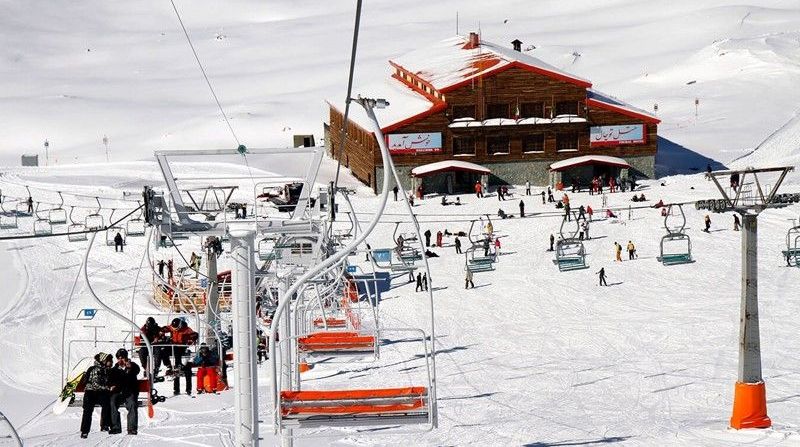 انواع ورزش های زمستانی و اسکی در پیست اسکی توچال