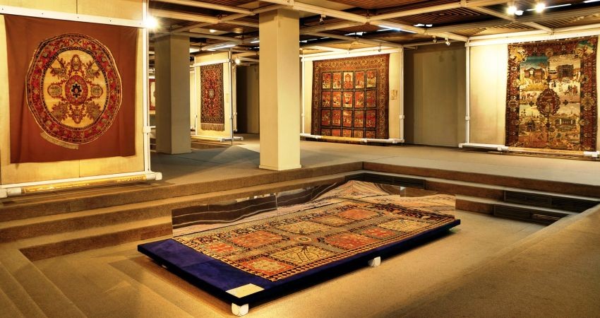 موزه فرش ایران | Carpet Museum of Iran