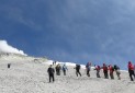 متولی صعود گردشگران خارجی به قله دماوند مشخص نیست