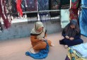 عرضه سوزن دوزی زنان ترکمن در کمپ های نوروزی