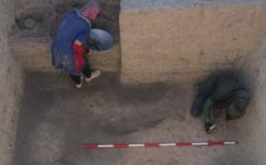 کشف ظروف مرمری 5 هزار ساله در نیشابور