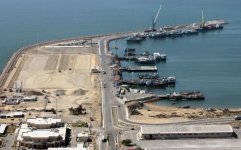 ورود نخستین کشتی مسافربری عمان به بندر چابهار