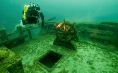 کشف لنگر باستانی در اعماق دریا