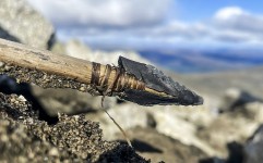 کشف یک تیر باستانی در کوهستان های نروژ