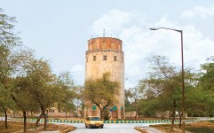 برج «آب بوارده» آبادان مرمت شد