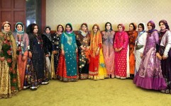 اهدای لباس سنتی زنان خراسان به موزه ملی جمهوری تاتارستان