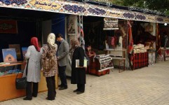 صنایع دستی ایلام مورد توجه گردشگران و مسافران نوروزی قرار گرفت
