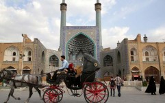 عامل سرگردانی صنعت توریسم در ایران