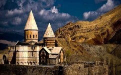 پیام تبریکی که برای سرزمین کلیساهای ایران فرستاده شد