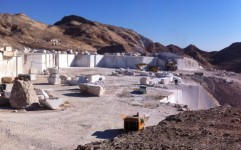 مجوز 3 معدن سنگ در منطقه گردشگری آبگرم محلات ابطال شد