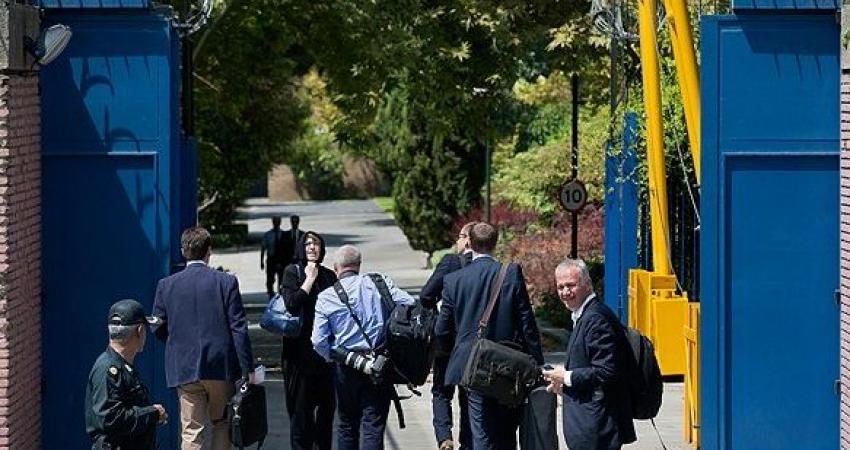 سفارت ایران در لندن بازگشایی شد