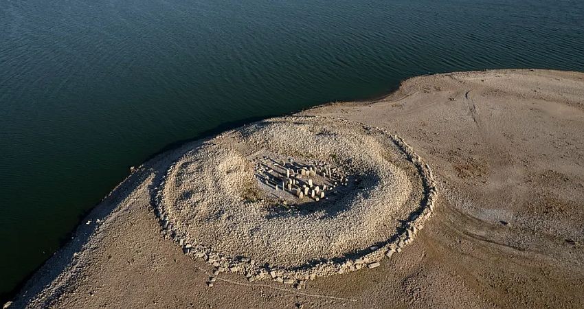 کشف آثار تاریخی غرق شده در پی خشکسالی اسپانیا