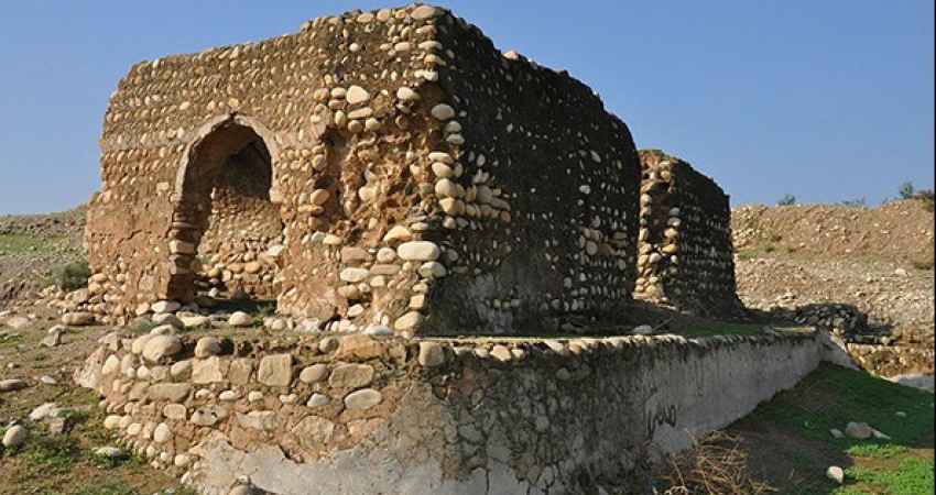 گردشگری تاریخی در روستای «کوه زر»