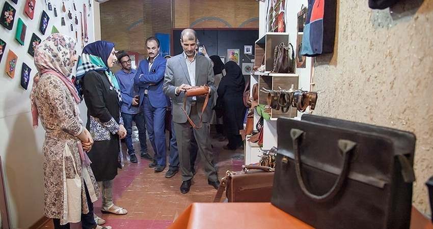 سومین نمایشگاه منطقه ای صنایع دستی، گردشگری و سوغات محلی در شهرکرد برپا می شود
